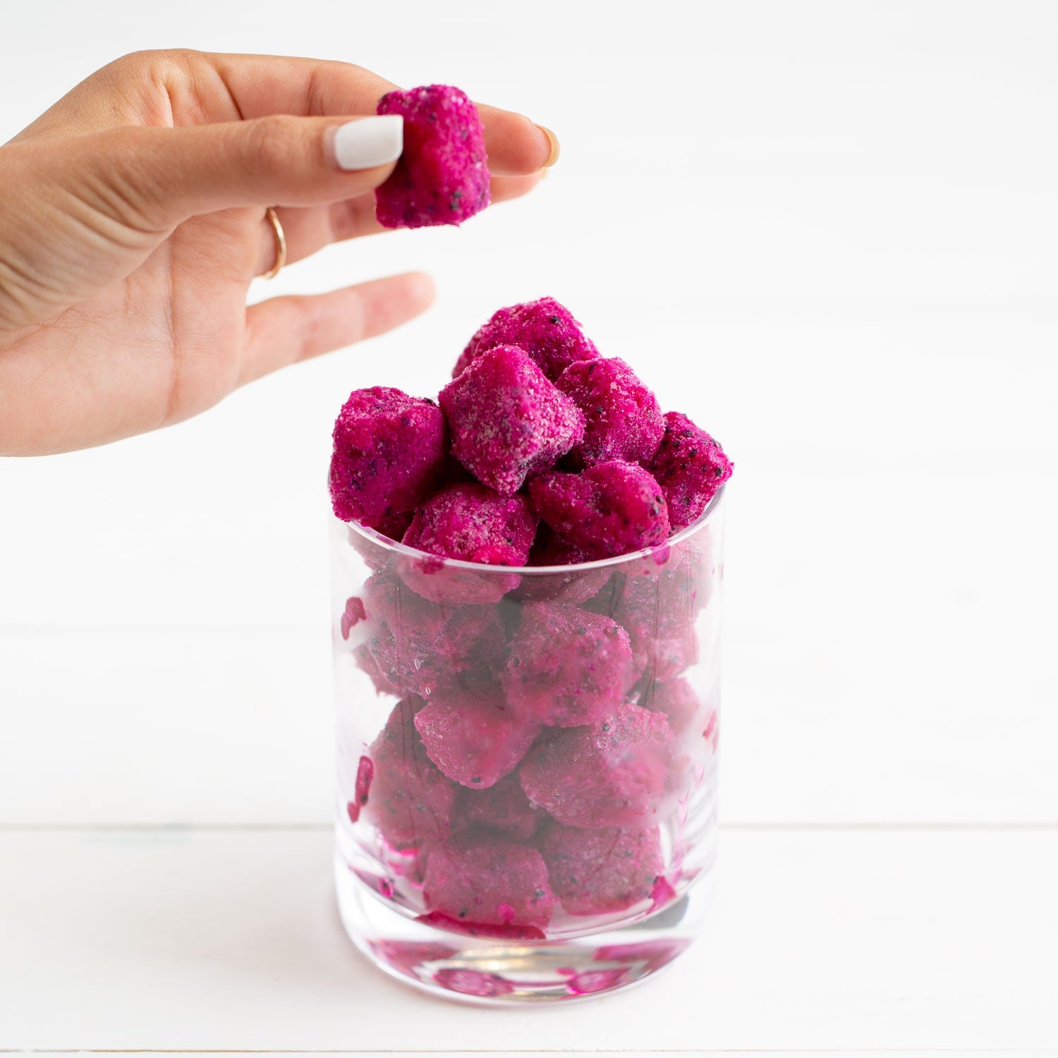 Organic Dragon Fruit Snack-Sized Pieces Case